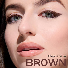 tarte bristles detail emphasizing 296-bristle comb for lifted, fanned lashes