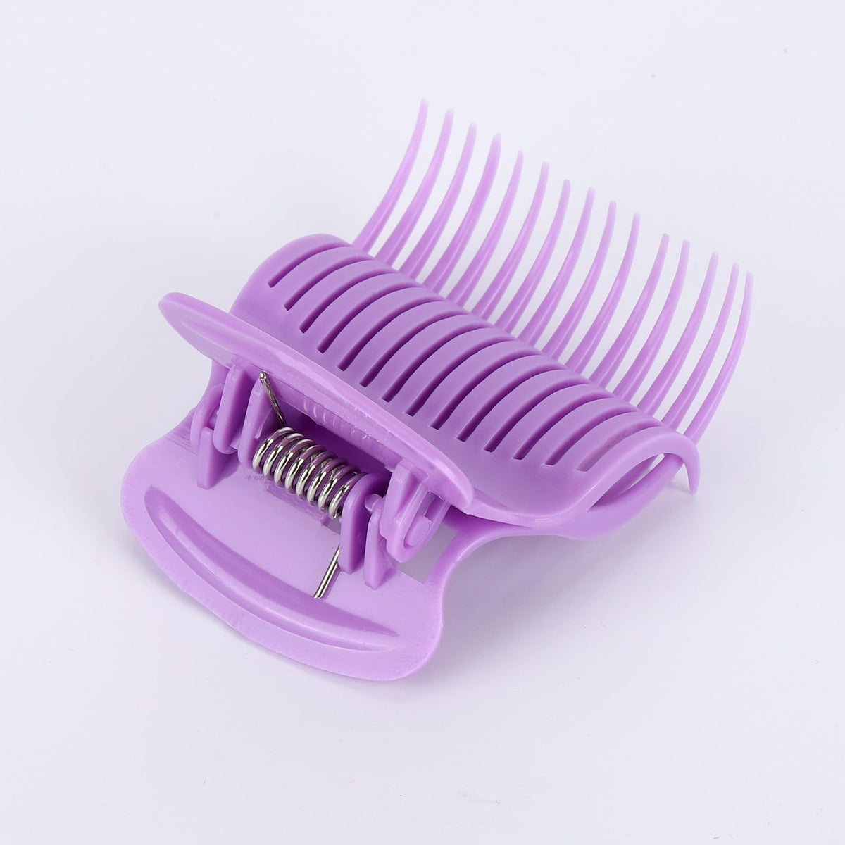 Tbestmax clips fastening a hot roller to keep curls in place