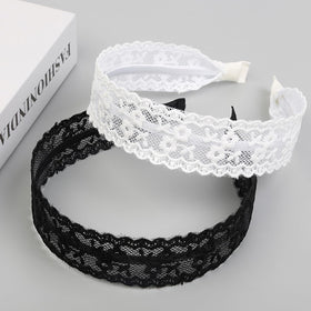 TEBIEKOY lace texture and ribbon-finished ends showing smooth edges and no-ear-irritation benefit