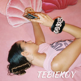 TEBIEKOY gel-like surface detail highlighting gentle hold and comfortable wear