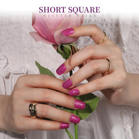 Teenitor short square nails applied on fingers demonstrating natural look