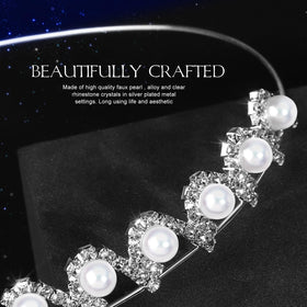 Teenitor pearl detail on headband showing lustrous faux pearls and style