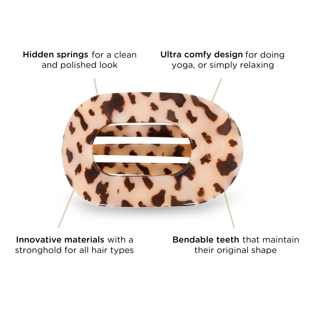 TELETIES close-up of bendable teeth showing flexible grip and long-lasting durability