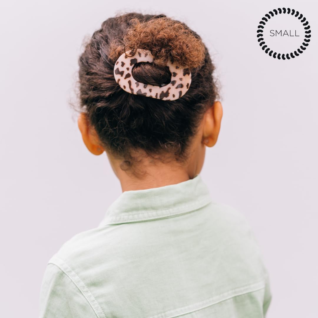 TELETIES clip in hair during yoga demonstrating secure, no-slip hold and comfort