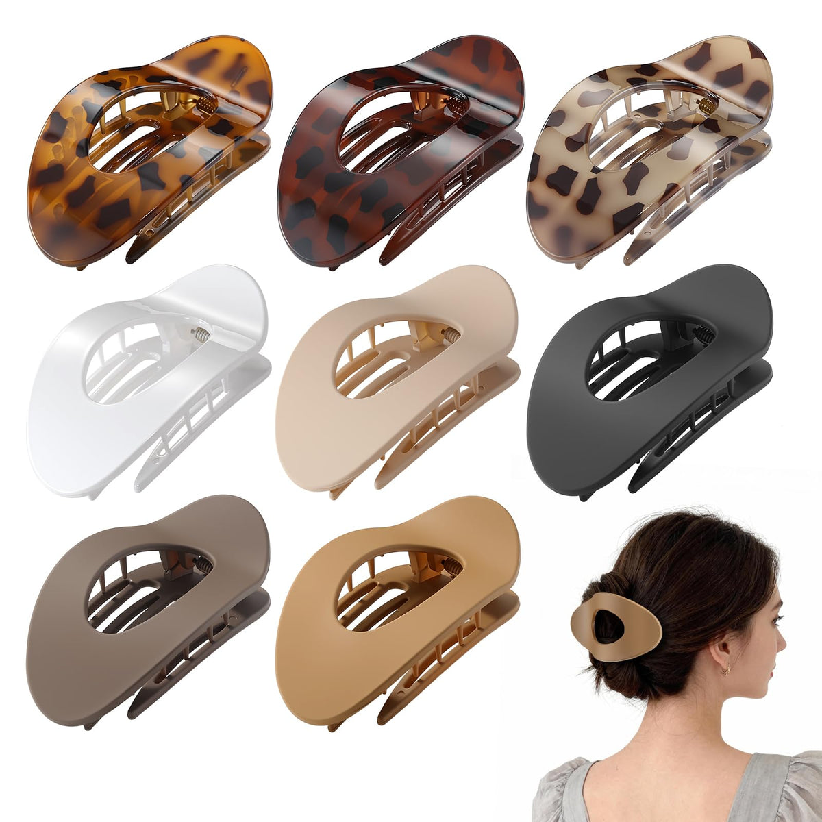 Tengantongda clips inside a small purse illustrating easy transport for touch-ups