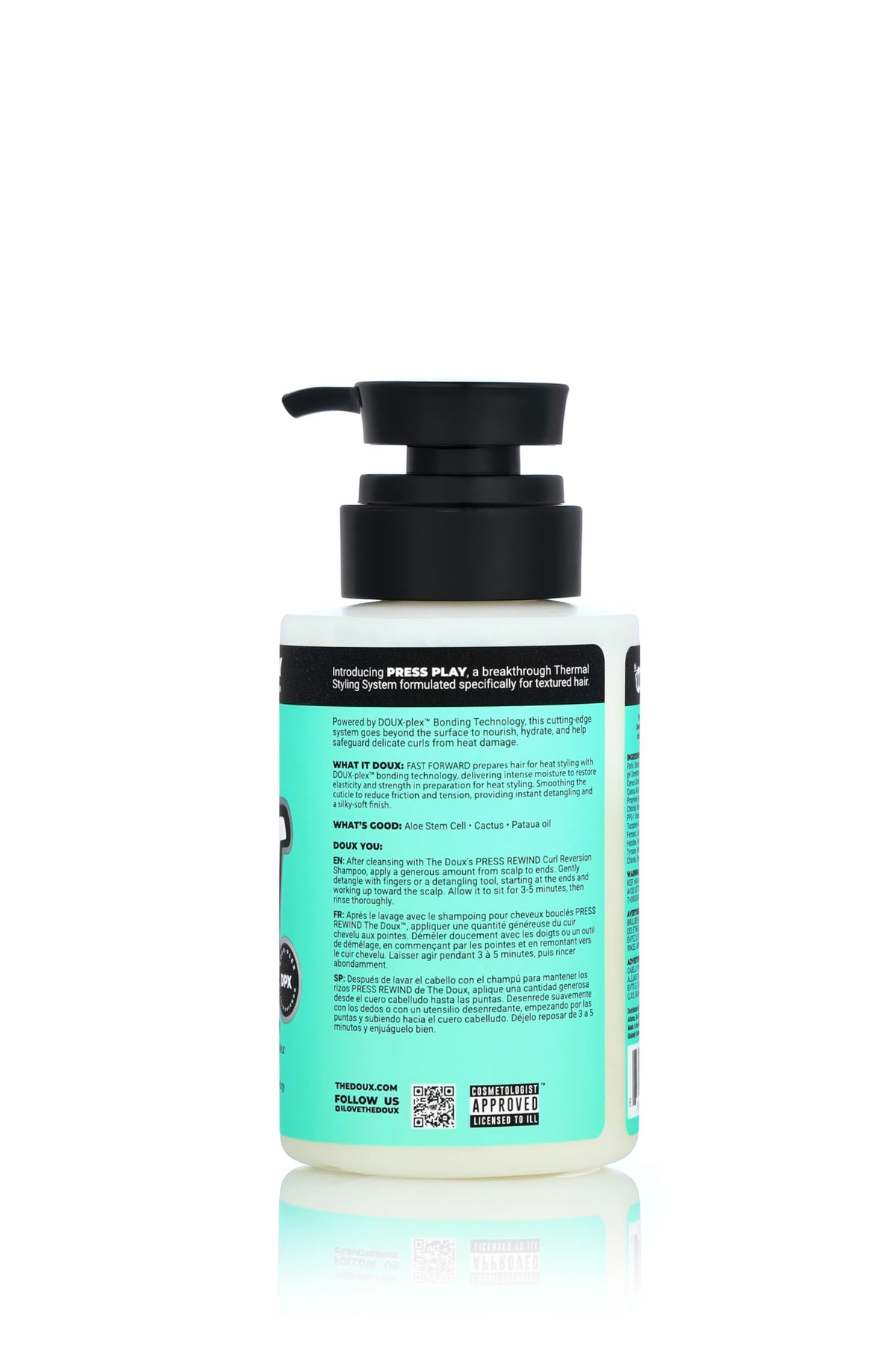 the doux FAST FORWARD styling in use on curly hair demonstrating frizz control and improved curl definition