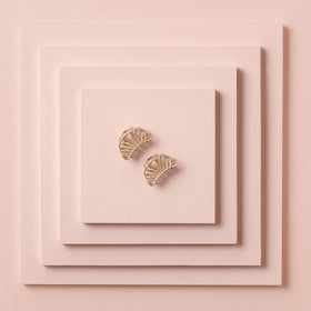 The Hair Edit packaging with pouch for tidy storage and protection