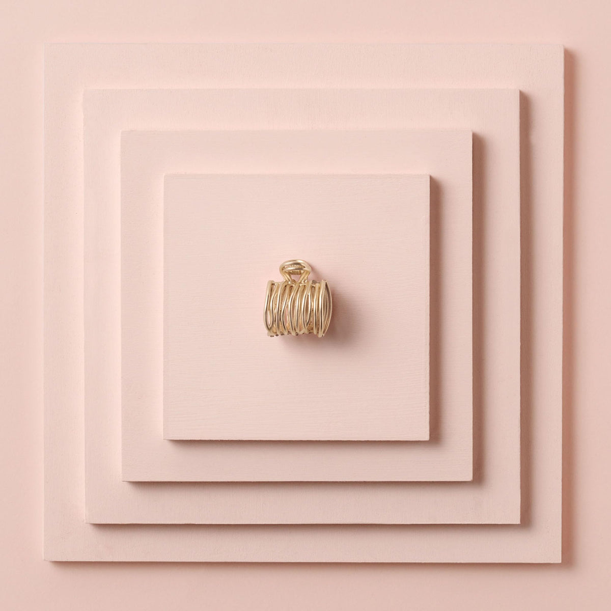 The Hair Edit in minimalist packaging indicating gift-ready presentation advantage