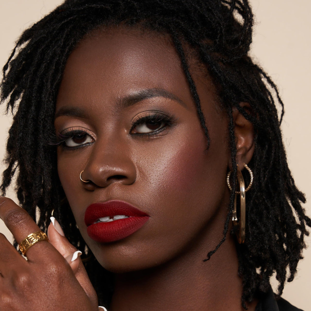 Evening lifestyle look with The Lip Bar Bawse Lady for confident glamour