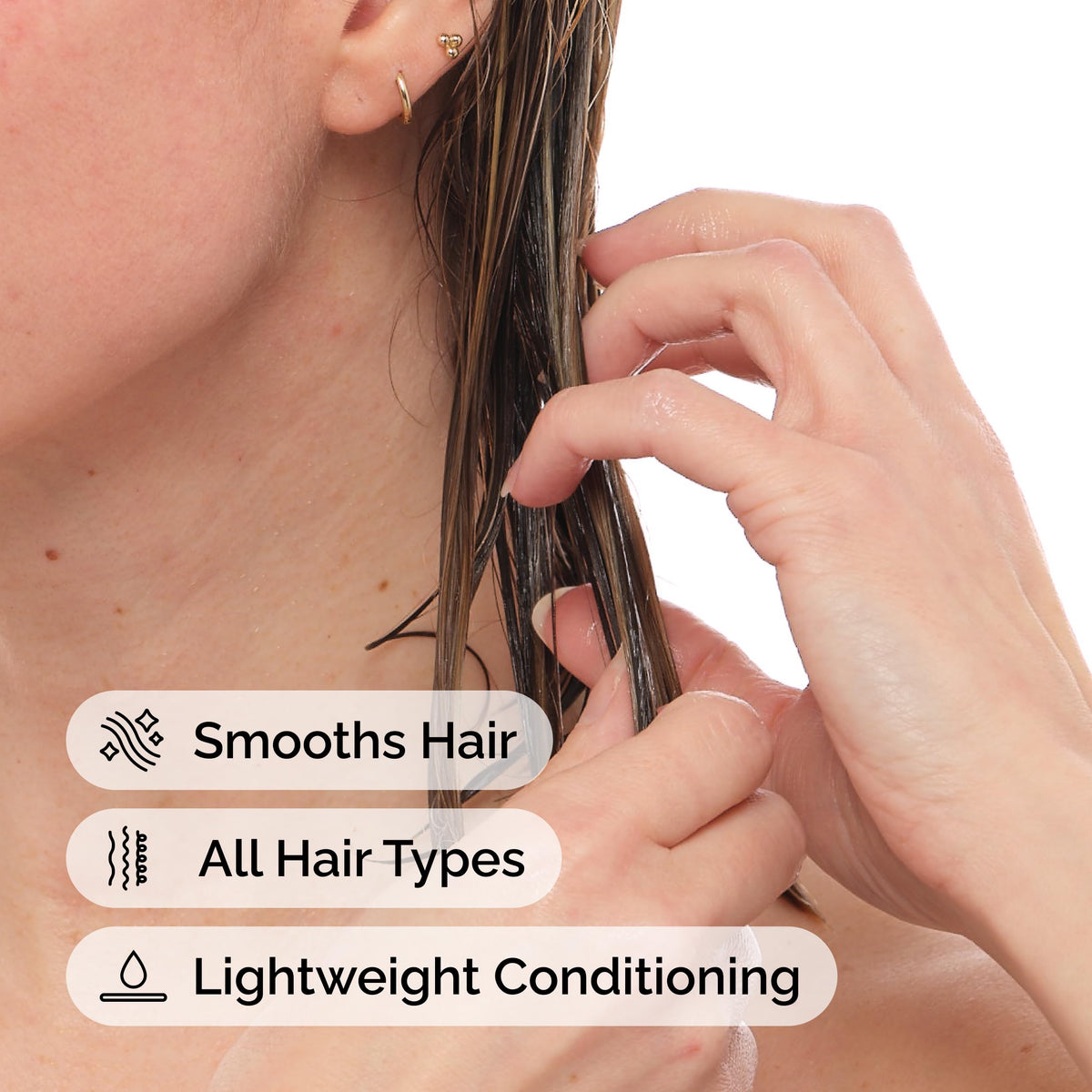 The Ordinary application in wet hair demonstrating detangling and manageability benefit