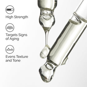Close-up of retinol 1% texture in squalane, The Ordinary highlighting smooth, non-greasy finish