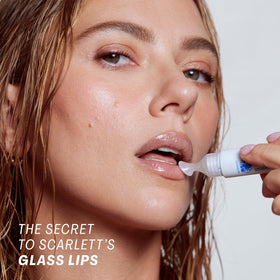 The Outset texture swirl highlighting glossy, non-sticky finish benefit