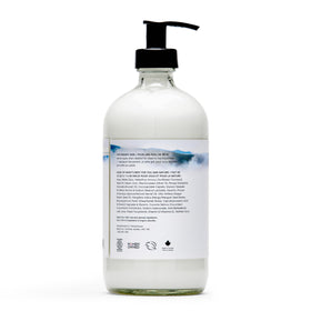 The Unscented Company close-up texture shows smooth cream for easy absorption