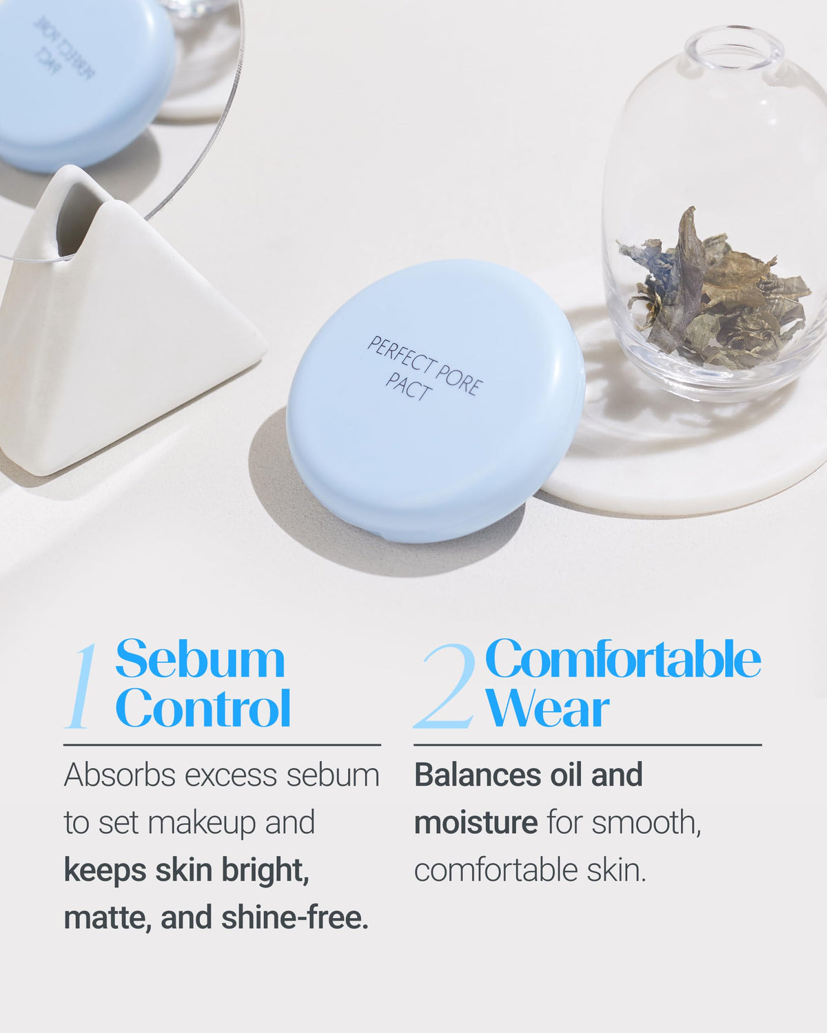 THESAEM powder texture close-up revealing fine particles for pore blurring