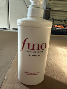 Thunder Tech JapanFino royal jelly ingredient presentation, highlights moisturizing benefit