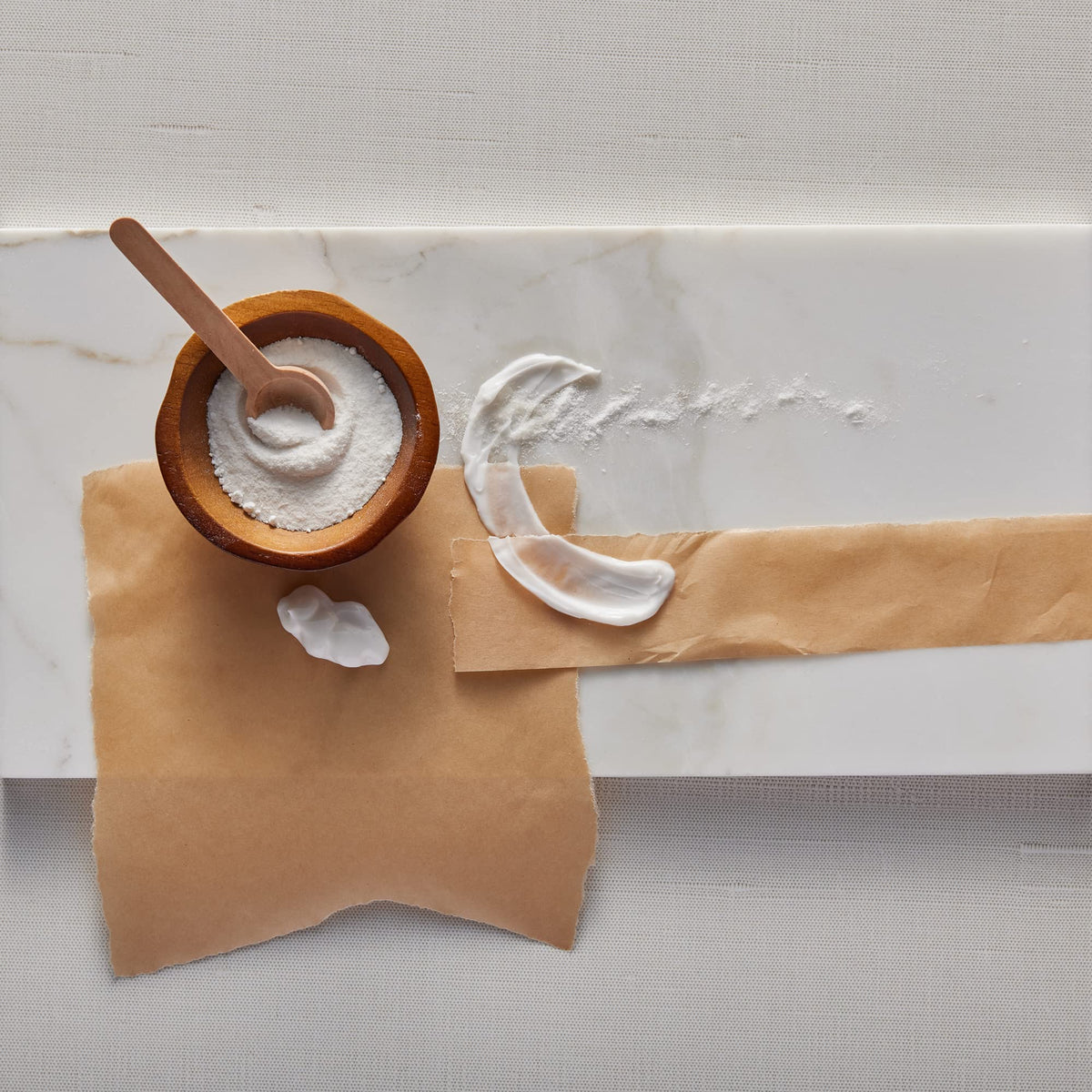 Thymes eucalyptus label and ingredient list highlighting natural-sourced formula benefit