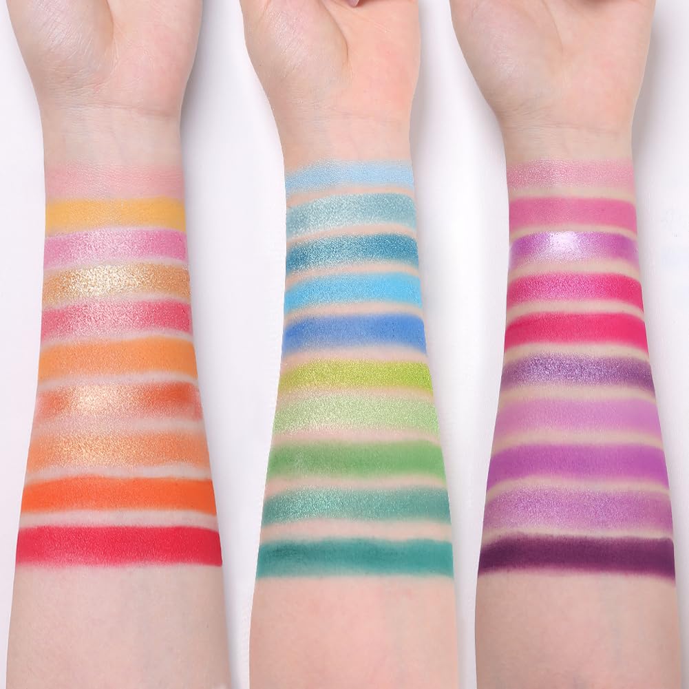 Tintark eye makeup on model in daylight showing true-to-pan color payoff