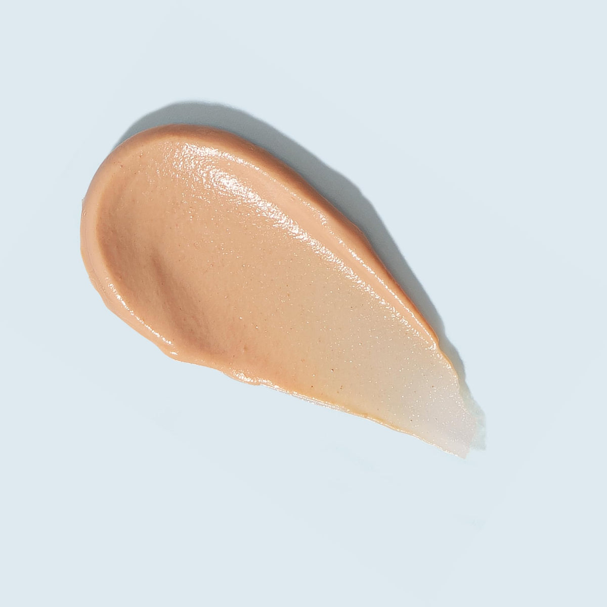 TIZO AM Replenish creamy texture close-up highlighting lightweight moisturizing feel