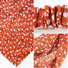 TOBATOBA elastic back detail demonstrating flexible fit without metal parts and gentle hold