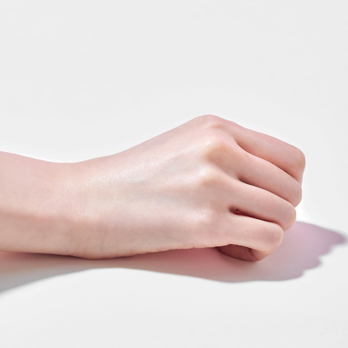 TOCOBO in outdoor lifestyle scene protecting skin during daytime