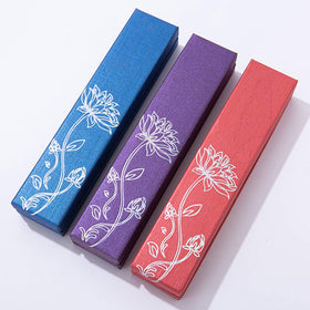 TOP SEWING natural wood texture image showcasing handcrafted feel and scent
