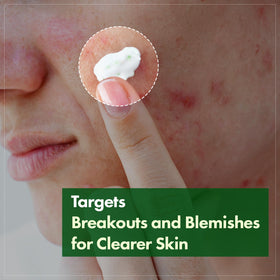 TOSOWOONG close-up texture demonstrating lightweight hydration benefit