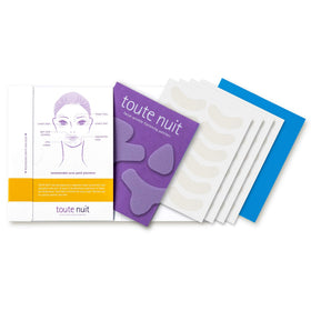 Toute Nuit transparent edge detail showing adhesive quality and comfortable wear