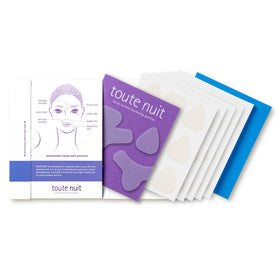 Woman sleeping comfortably wearing Toute Nuit patch highlighting overnight use