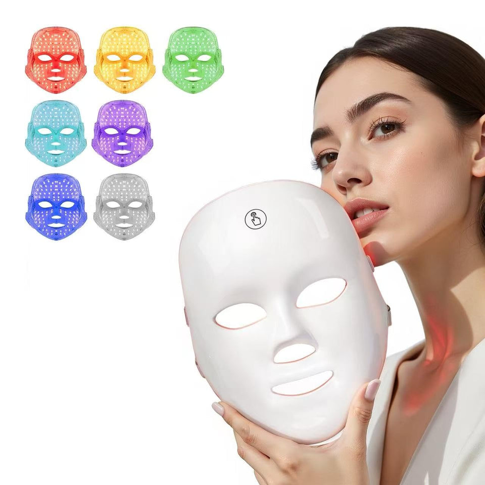 TOYHIS front view of mask showing full LED panel and facial coverage for even light