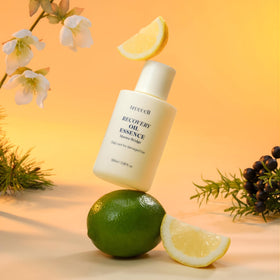TREECELL with jojoba oil visual emphasizing natural oil nourishment benefit