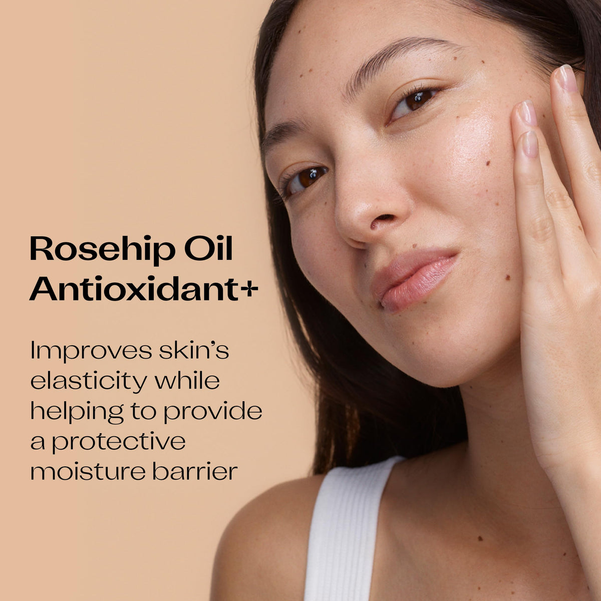Trilogy dropper dispensing oil, showing smooth texture and quick absorption