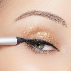 Trish McEvoy blended smoky-eye look demonstrating the liner’s diffusing capability