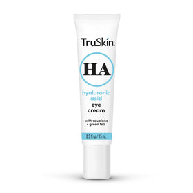 TruSkin size scale comparison showing 0.5 fl oz travel-friendly bottle for convenience