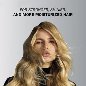 TRUSS shampoo creamy texture in palm illustrating rich lather and nourishing feel benefit