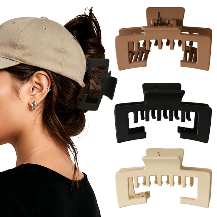 TwoHeadPig front view clip attached to baseball cap shows secure hold