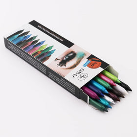 TWOMODE pencil smudged as eyeshadow for soft blended look