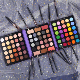 UCANBE eye makeup in use demonstrating blendable color performance