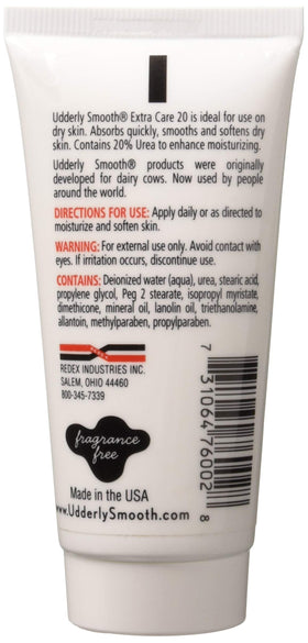 UDDERLY SMOOTH cream texture close-up demonstrating fast-absorbing moisture