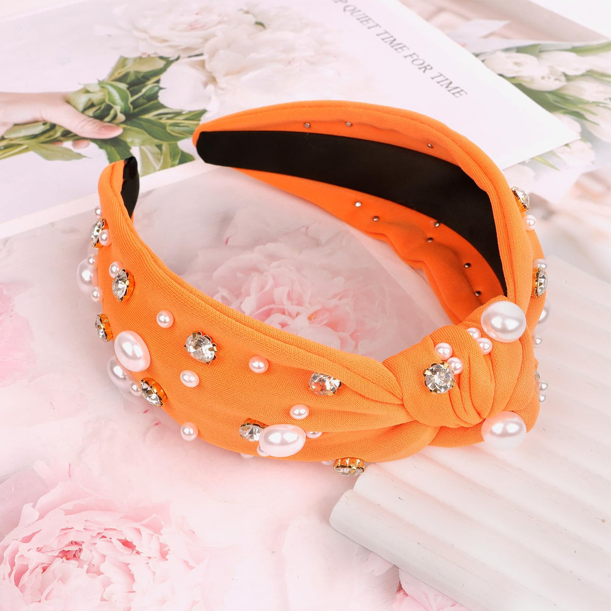 Uintoon headband in gift-ready packaging demonstrating presentable appearance and thoughtful giftability