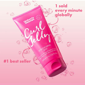 Umberto Giannini curl jelly in hand application demonstrating lightweight, touchable definition