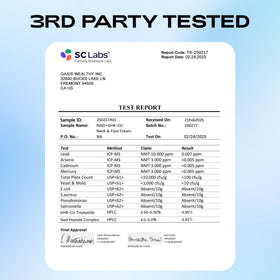 Umikiss label close-up revealing active list like GHK-Cu, NAD+, hyaluronic acid