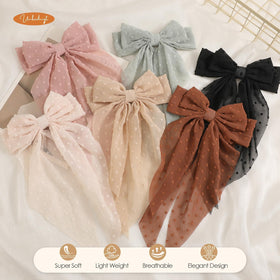 Unbednigt bow worn at a party illustrating elegant finish for events