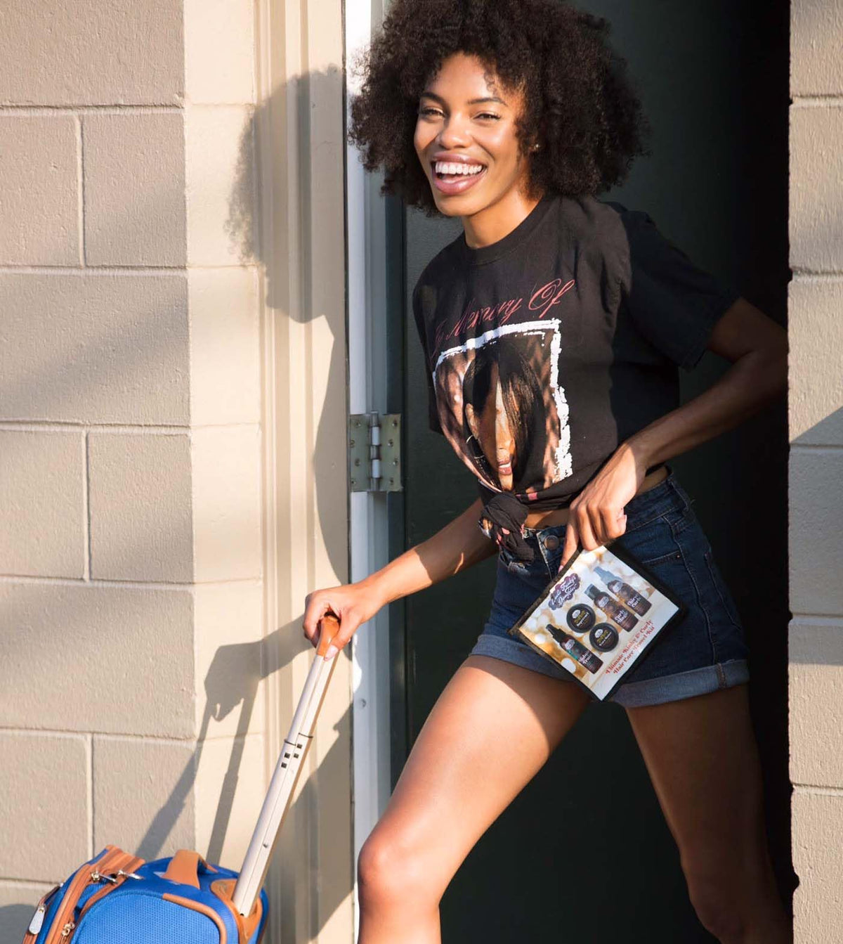 Uncle Funky's Daughter Curly Magic gel pump action illustrating curl definition control