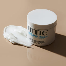 UNITE close-up of masque cream texture highlighting rich hydration benefit