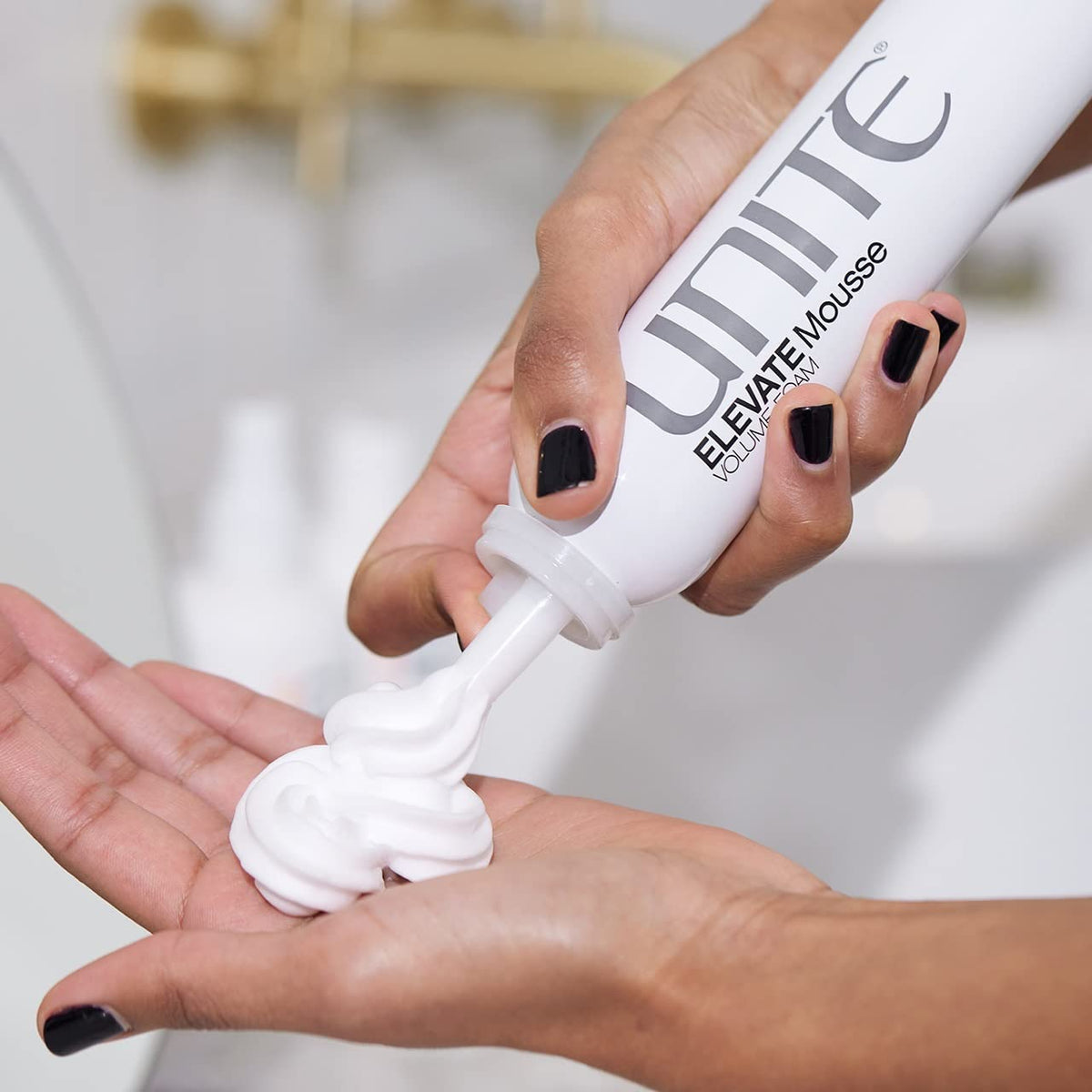 UNITE ELEVATE size comparison in hand for convenient 6 oz travel