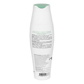 unwash label close-up showing sulfate-free and paraben-free claims