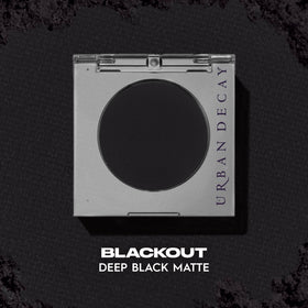 URBAN DECAY applying Blackout with fingertip for high-impact color and quick application