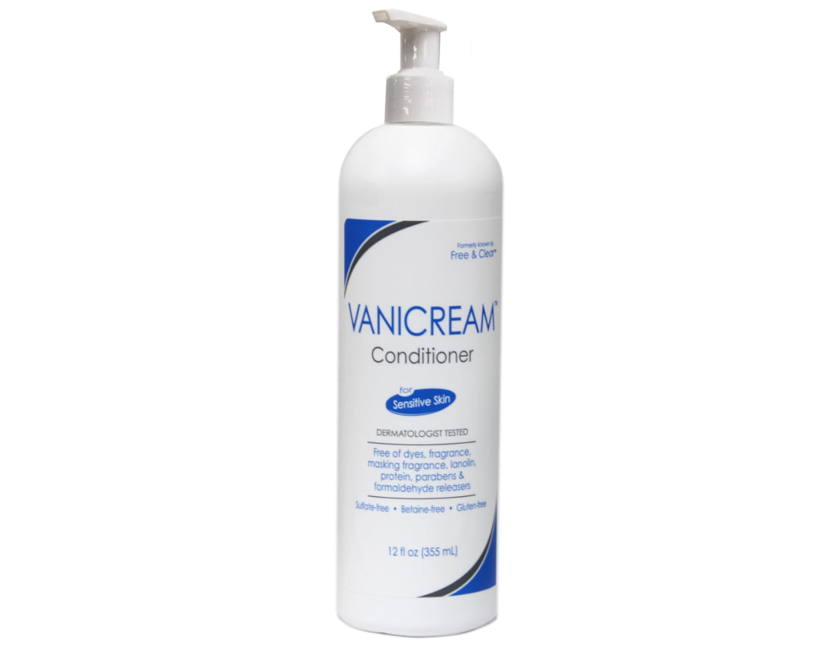 vanicream conditioner pour texture closeup highlighting smooth consistency for easy detangling benefit
