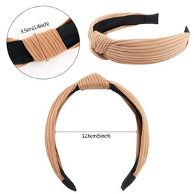 VELSCRUN set packaged as a gift in lifestyle scene highlighting presentability