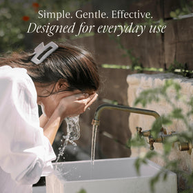 Verli botanical ingredients flatlay showing soothing natural extracts